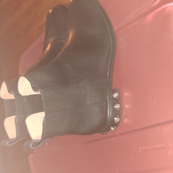 Booties - Picture 3 of 5